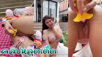 โชว์เสียว เกี่ยวเบ็ด หีไร้ขน หีอวบ หีสวย